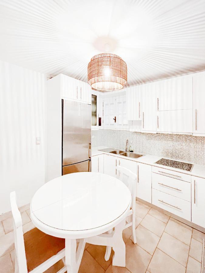 Konstantinos Living Apartment Kitriai Luaran gambar